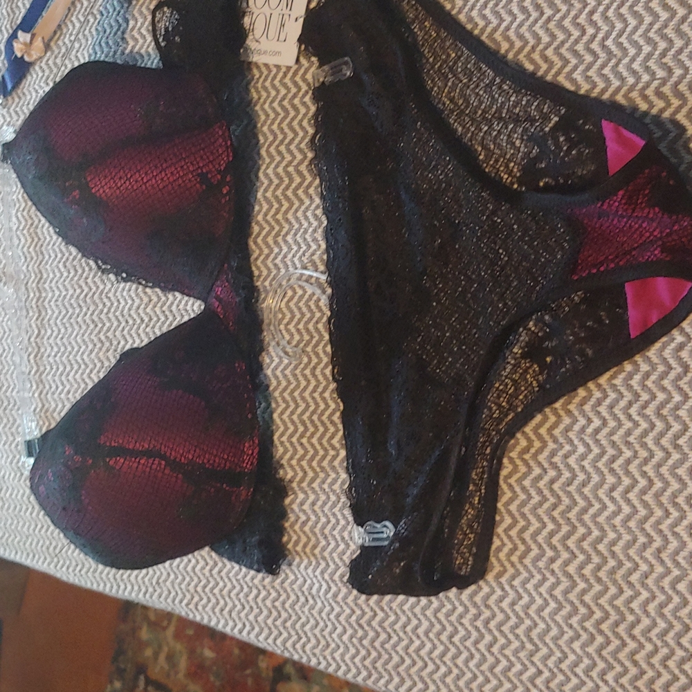 Bedroom Boutique bra and panty 2 set Sex 36 C ,med,parties,nice an sex - Picture 5 of 8